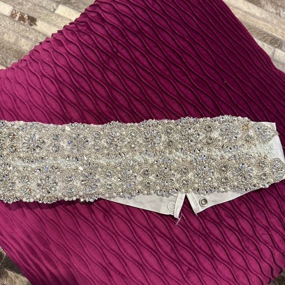 HAND MADE BRIDAL BELT - Picture 1 of 5